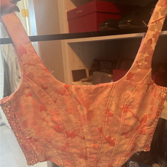 Amanda Uprichard Fischer top​ - Picture 5 of 5